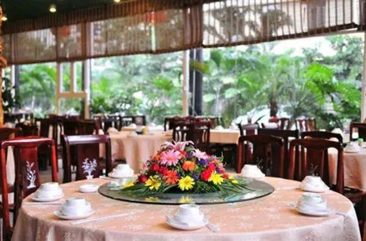 Yingfeng Business Hotel