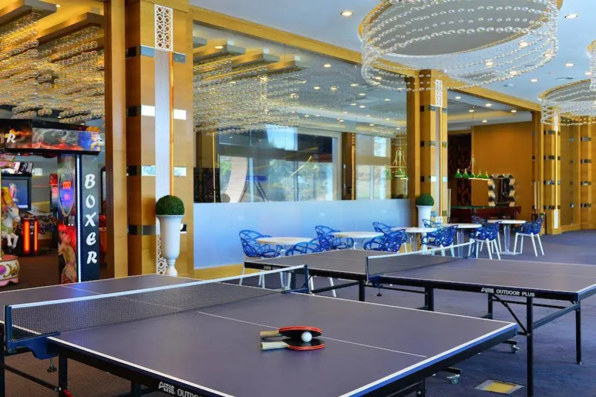 Azura Park Residence