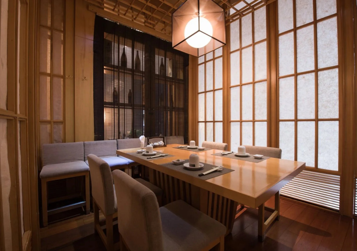 Royal International Hotel