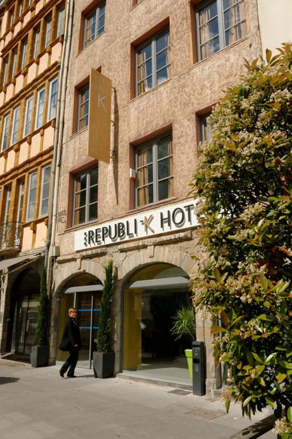 Republik Hôtel