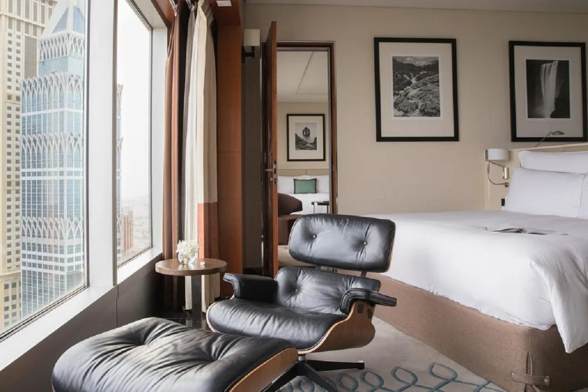 Jumeirah Emirates Towers Dubai