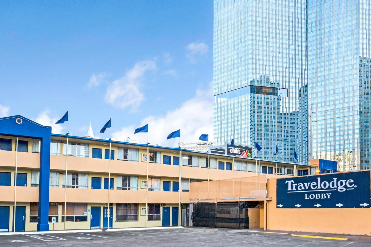 Travelodge Center Strip