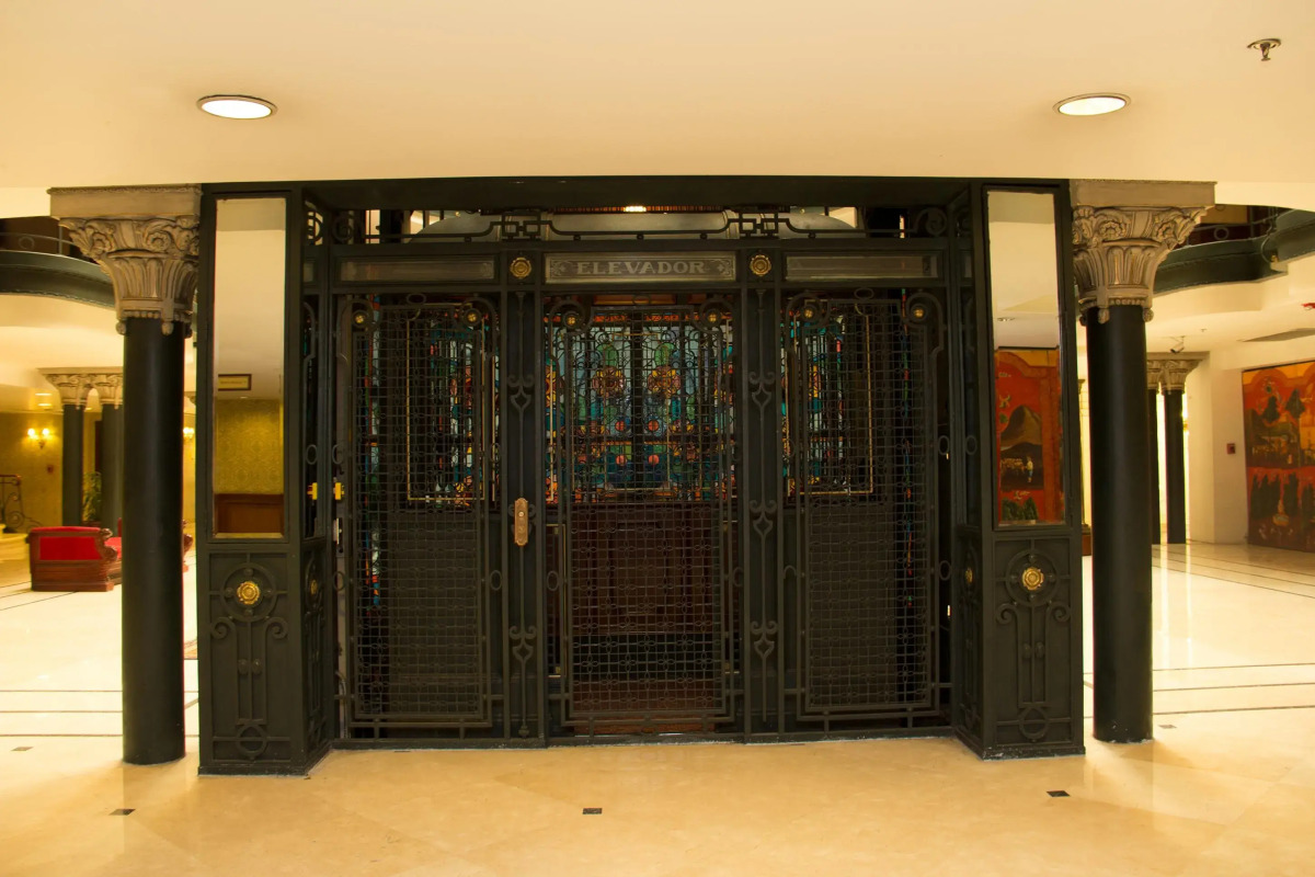 Gran Hotel Ciudad de Mexico Zocalo View