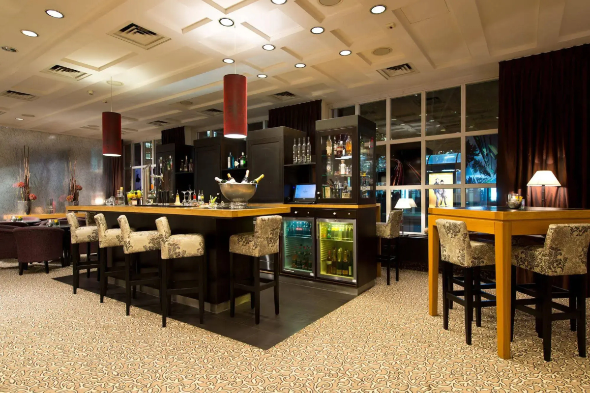 Отель The Q - Quadro City Hotel