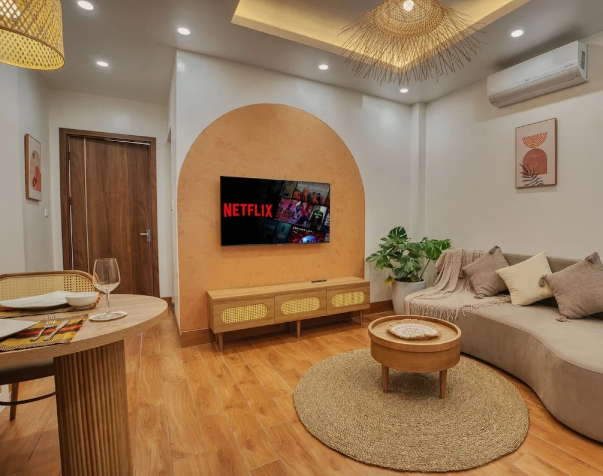 iRest Orange Tay Ho Lakeside Apartment