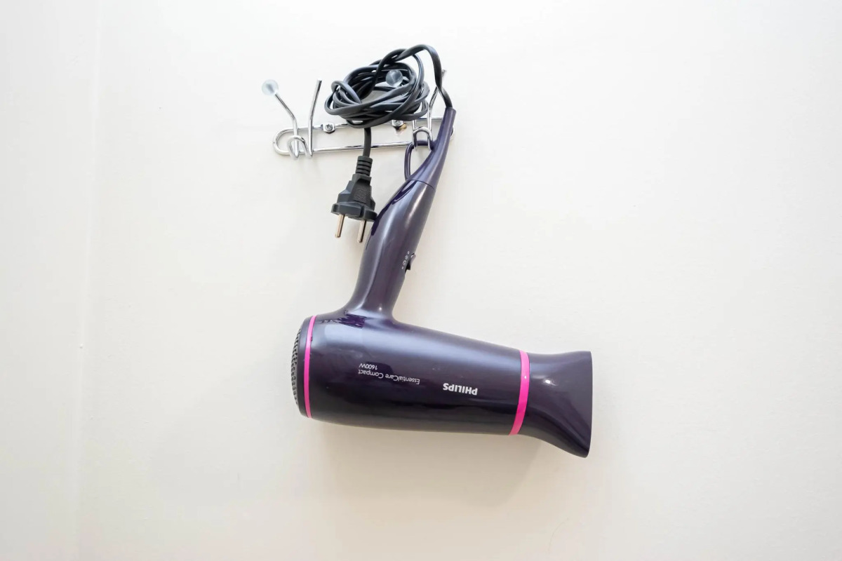 Cosmos (Космос) на улице Революции 48А