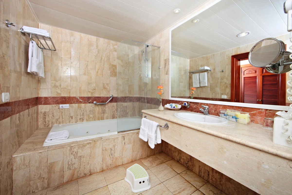 Bahia Principe Grand Turquesa - All Inclusive