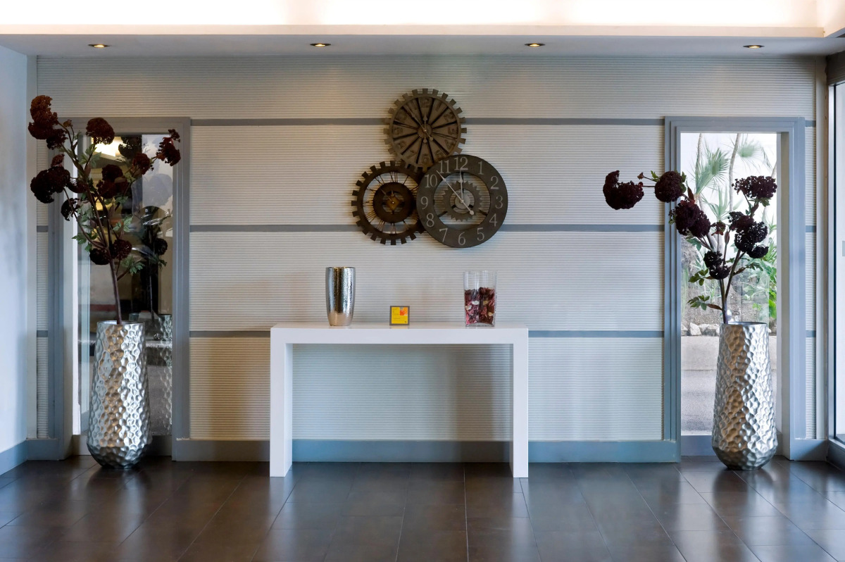 Holiday Inn Naples by IHG