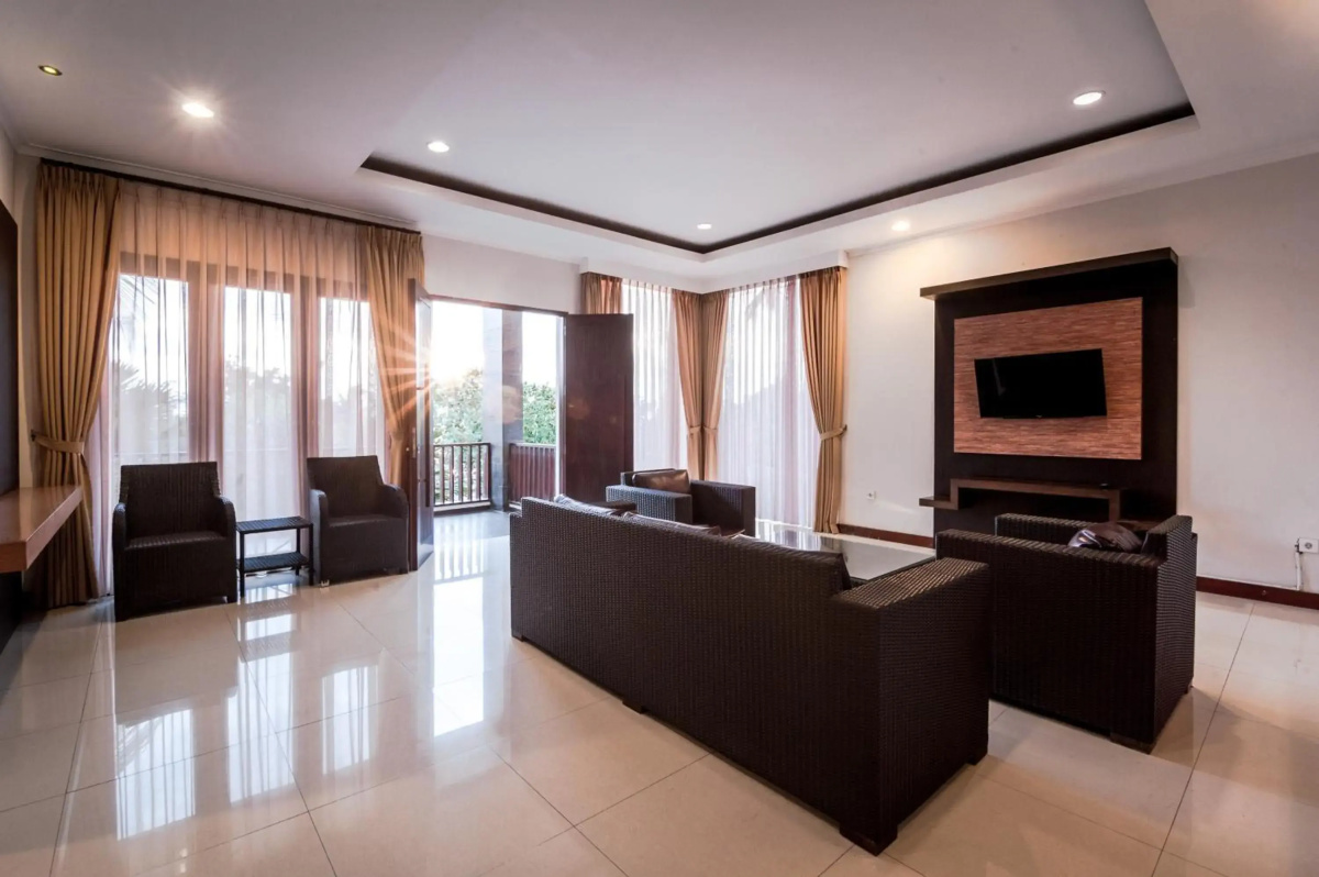 Surya Kencana Seaside Hotel