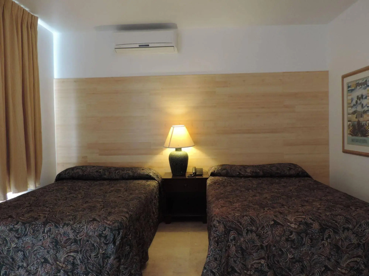 James Hotel - Near Miami Beach Convention Center