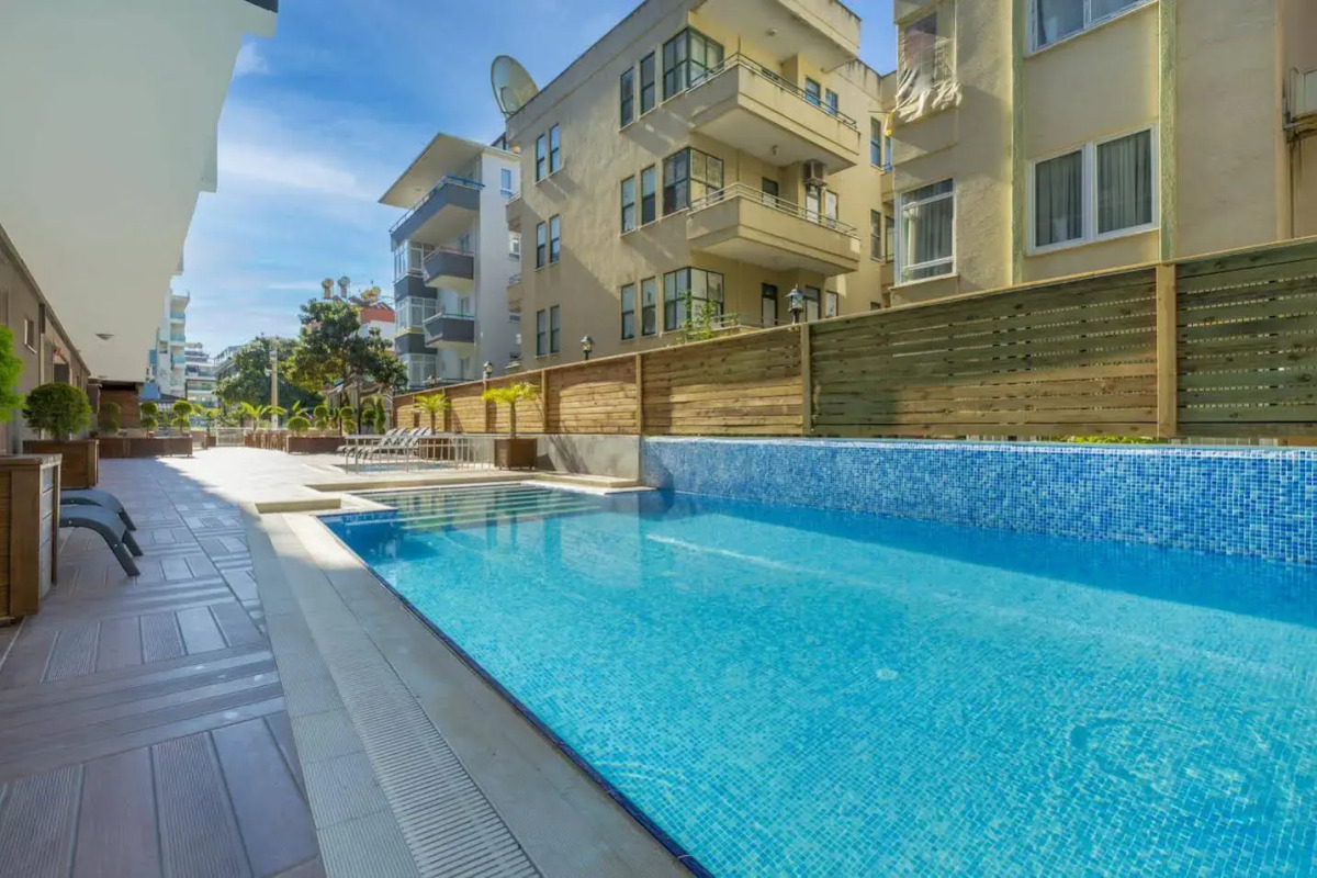 Royalisa City Apart Hotel