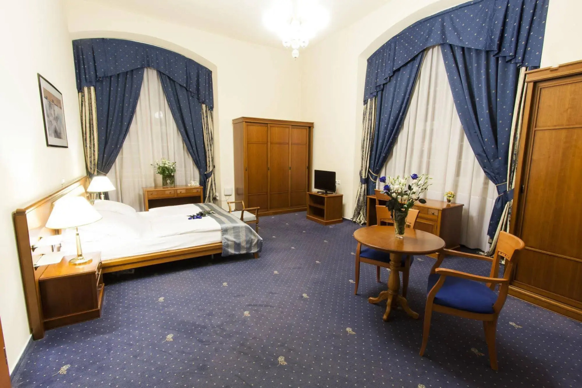 Hotel Modra ruze