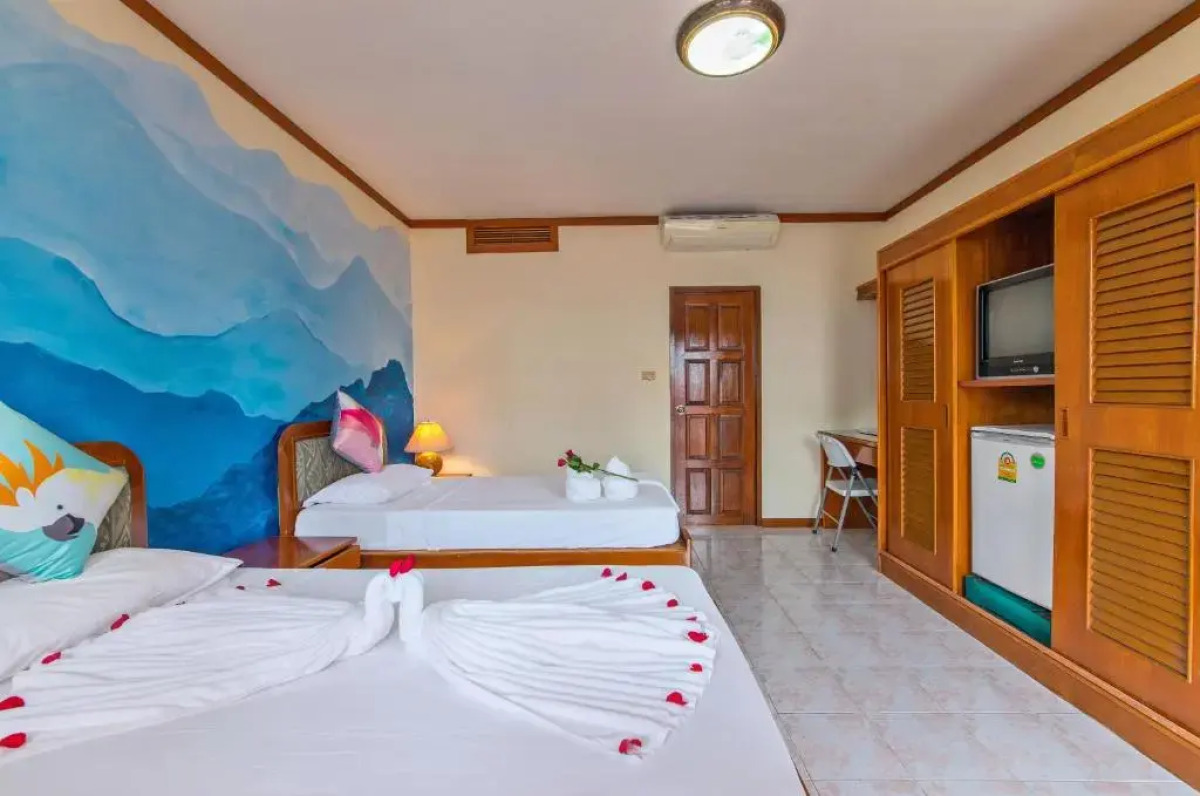 Panda Hotel（Patong Beach）