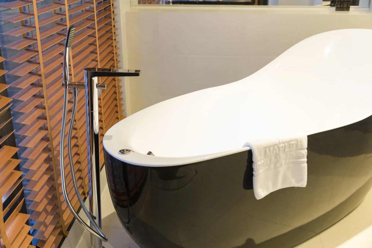 Maple Hotel & Apartment