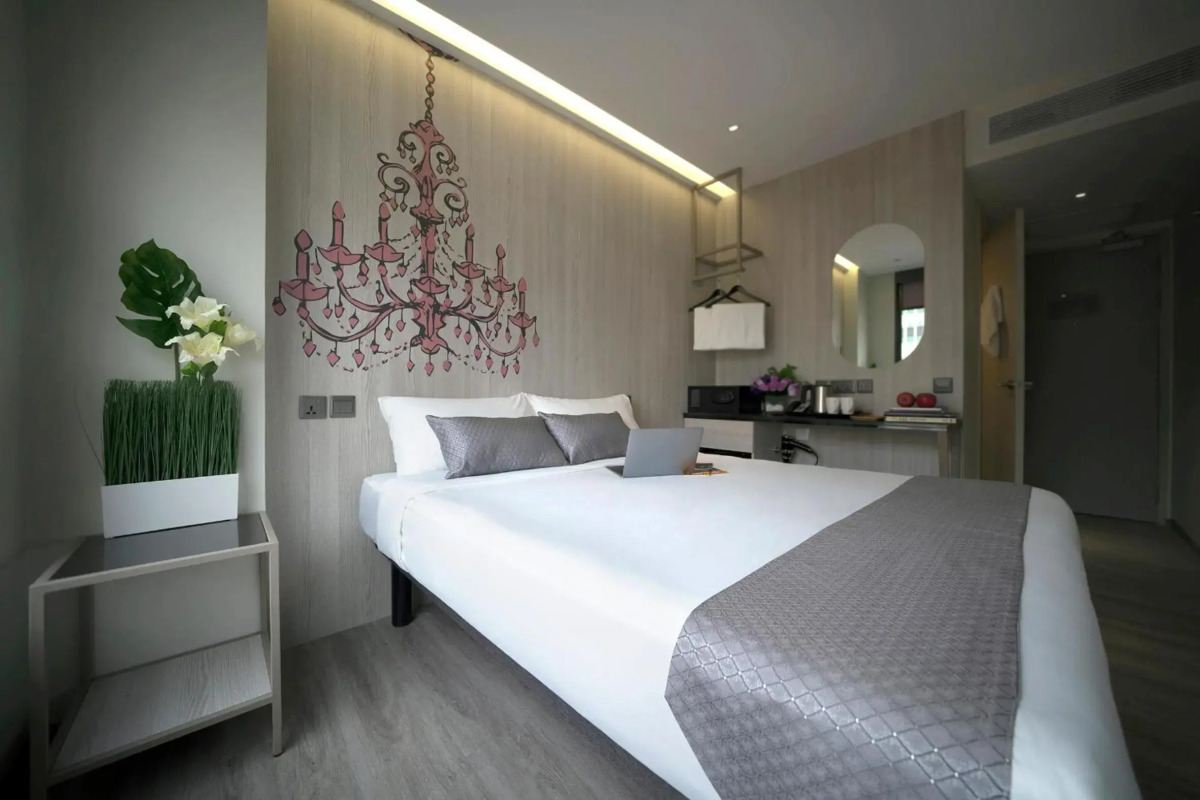 V Hotel Bencoolen