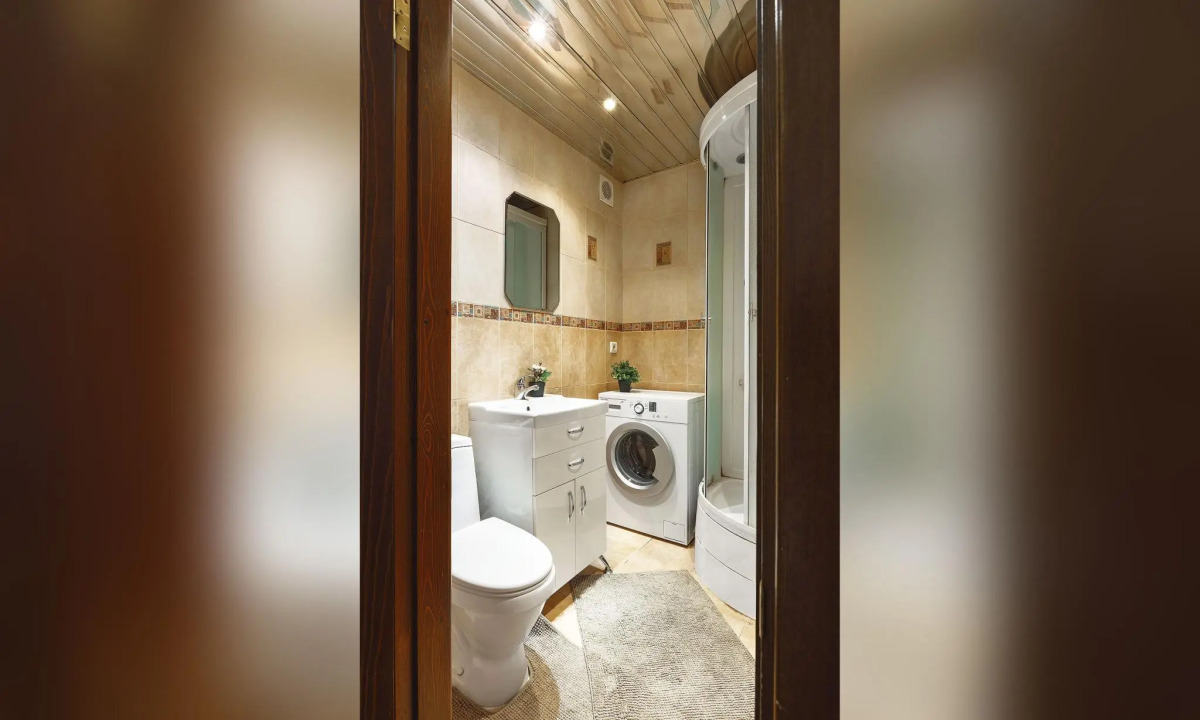 Аврора на улице Красная 5