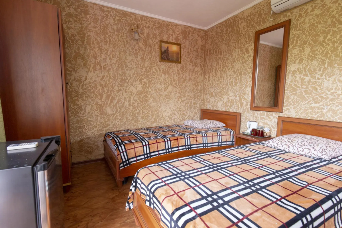 U Yudzhina Guest House