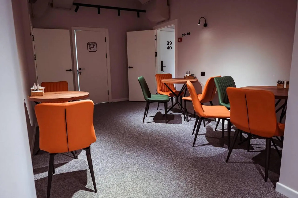 Aiva Hostel (Айва Хостел)