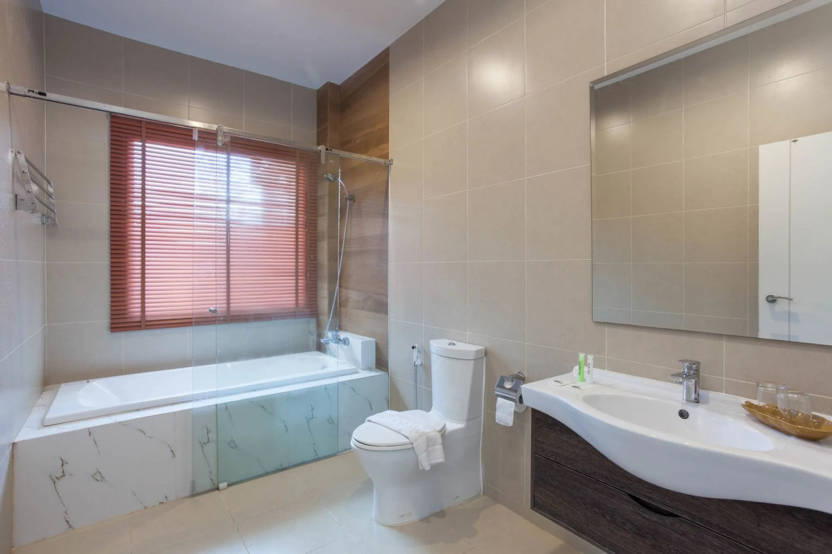 The Thames Pool Access Resort SHA+