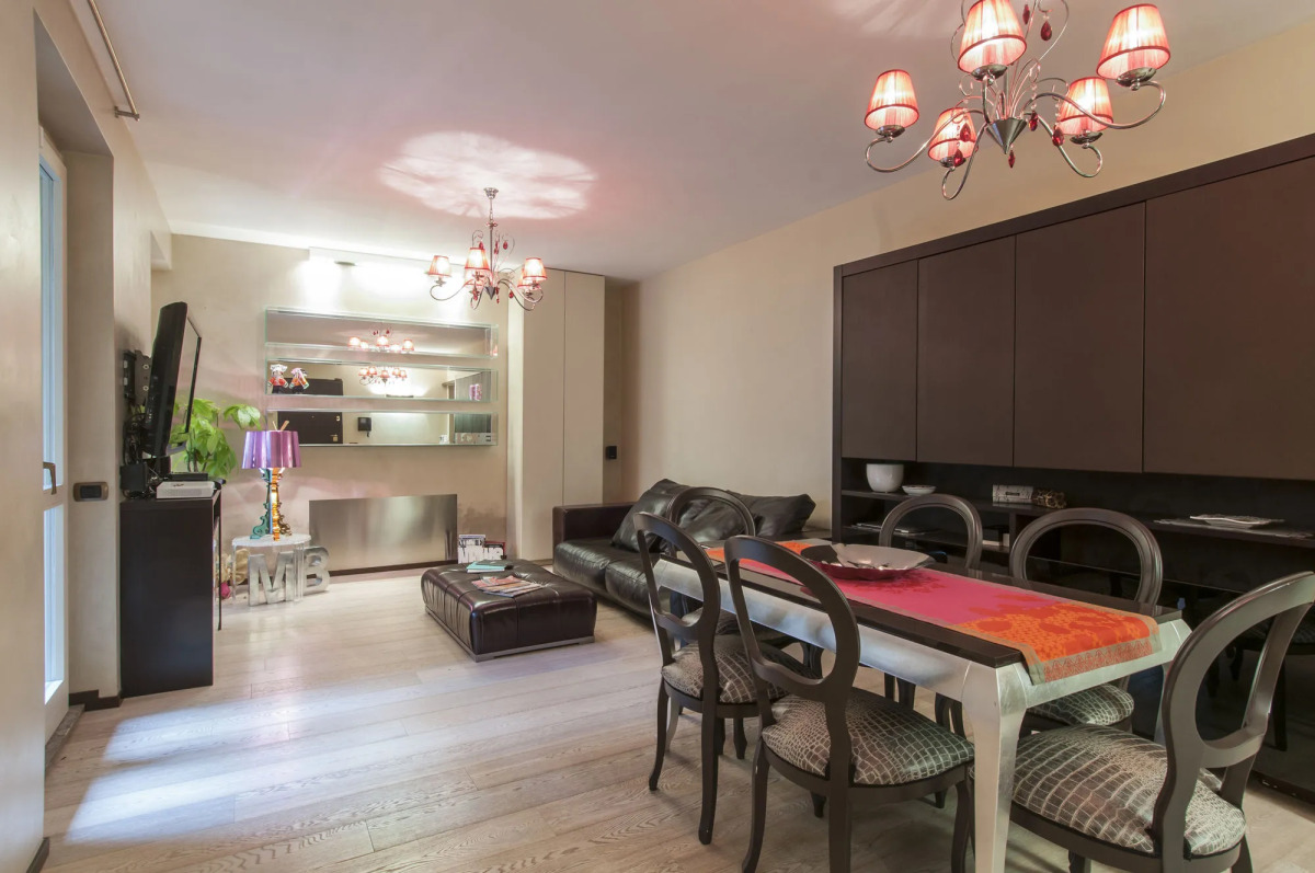 Milan Royal Suites & Luxury Apartments