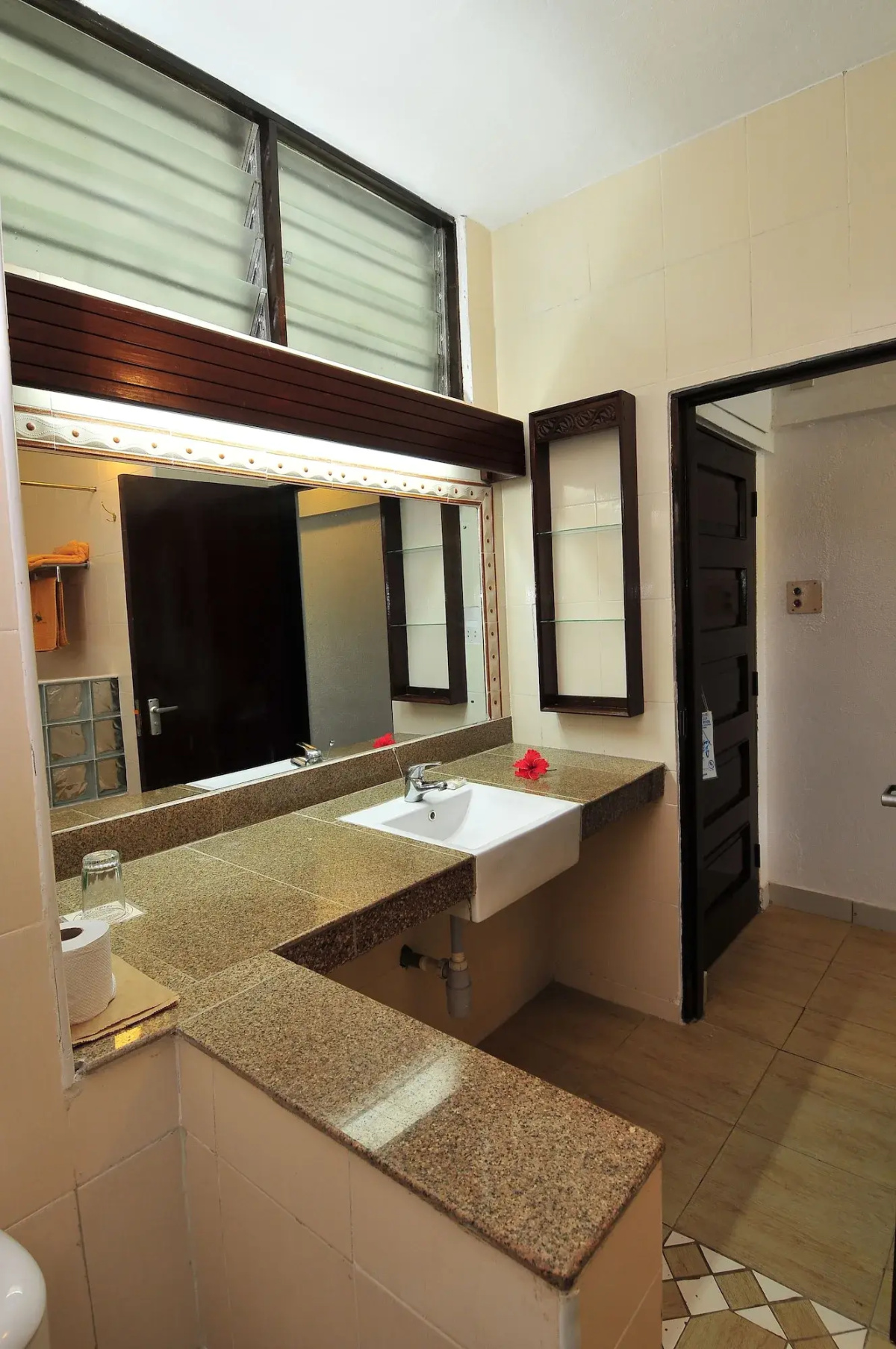 Reef Hotel