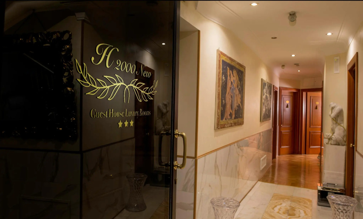 Luxury Rooms H 2000 Roma