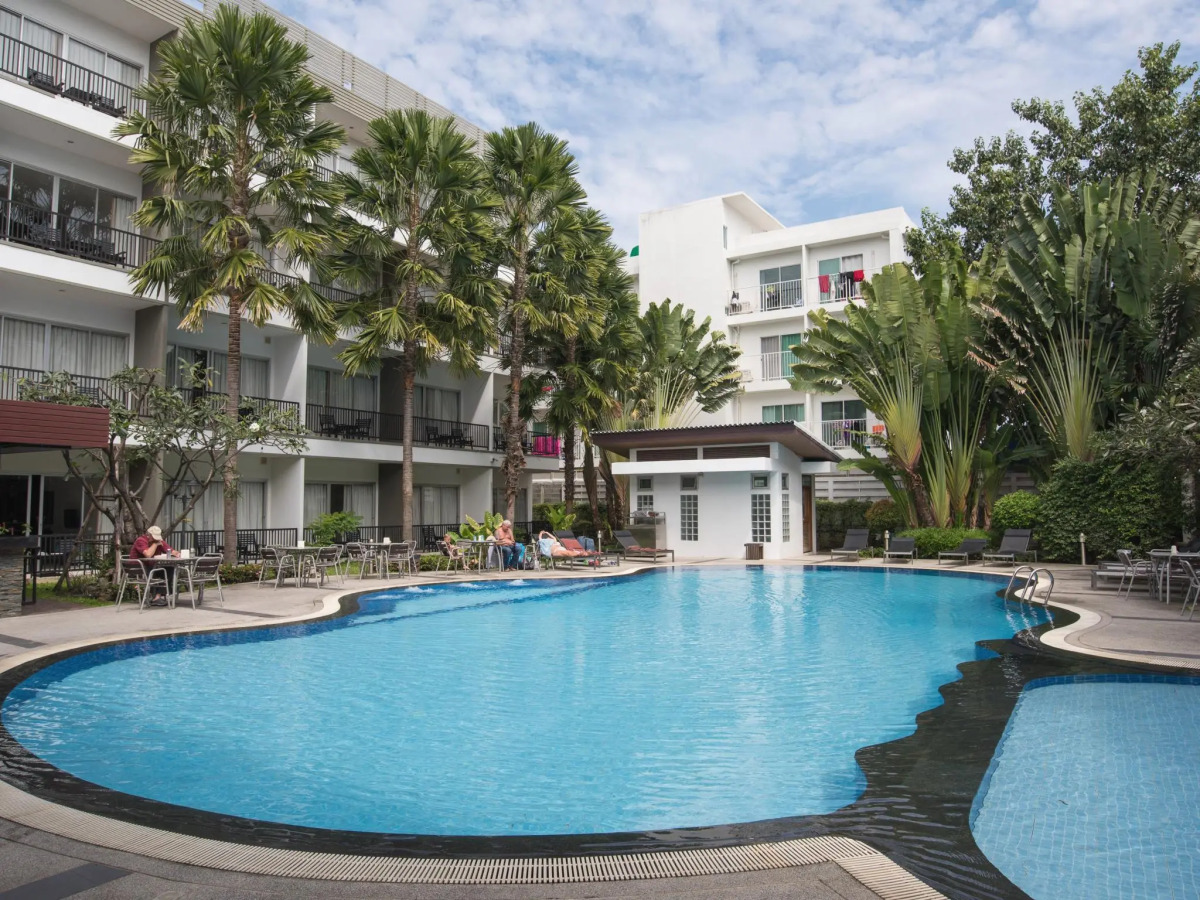 BS Premier Airport Hotel