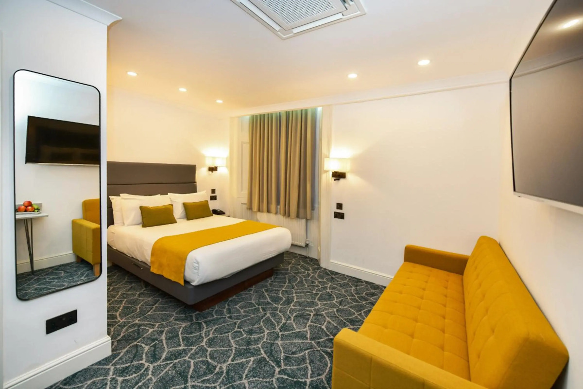 Courtyard by Marriott London Gatwick Airport
