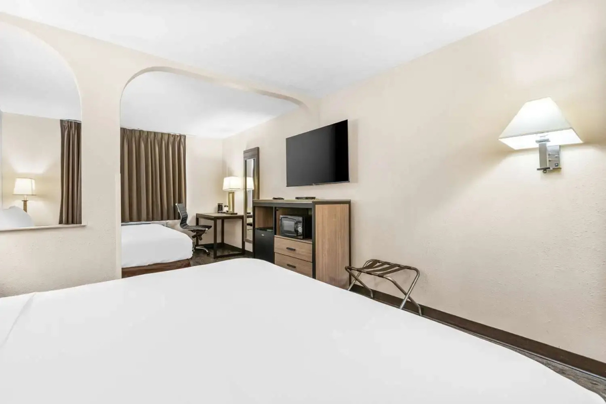 SureStay Hotel by Best Western Albuquerque Midtown
