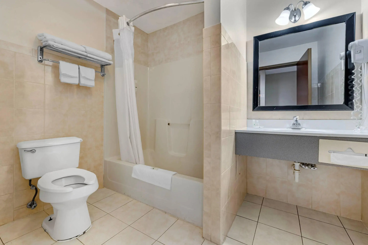 Quality Inn - Niagara Falls Blvd