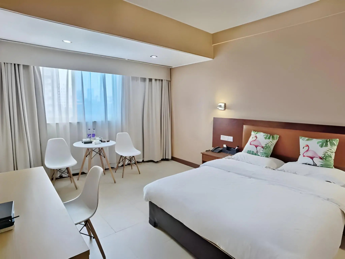Wings Hotel
