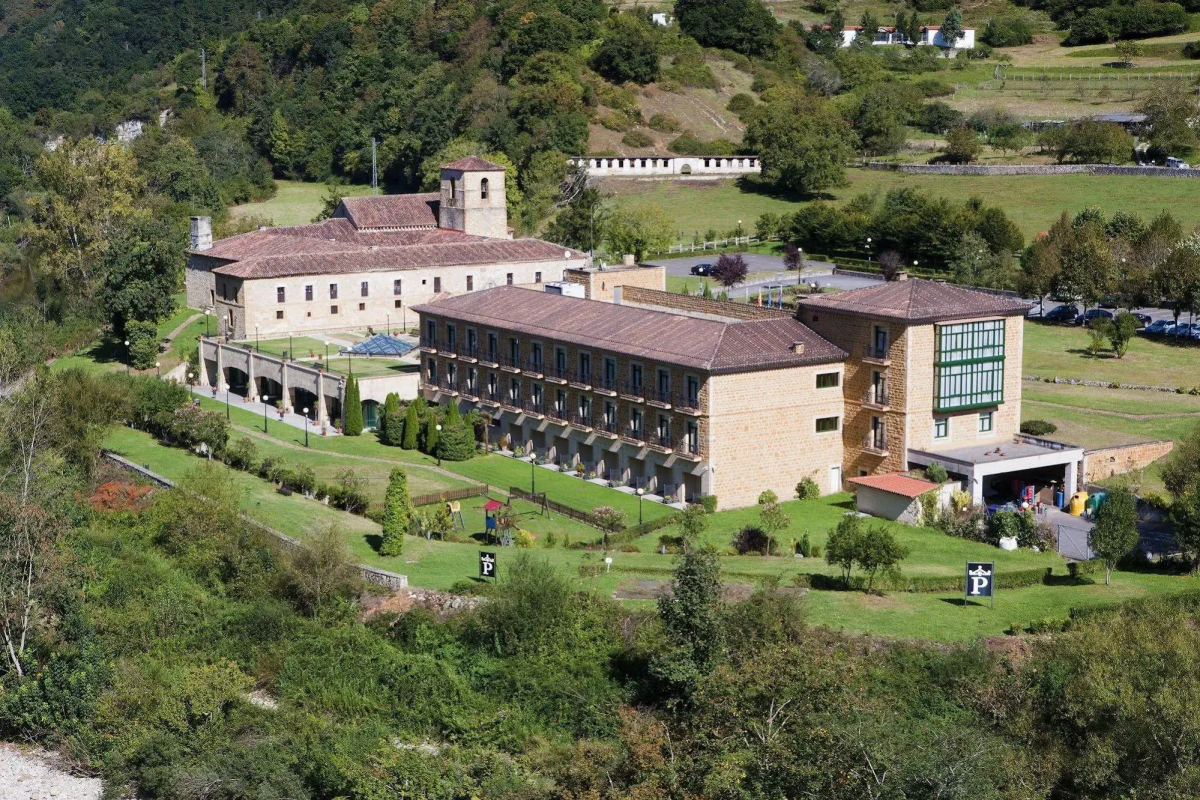 Parador De Cangas De Onis