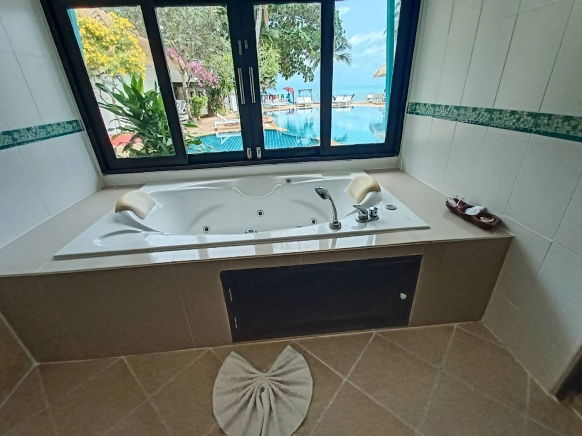 Sand Sea Beach Resort