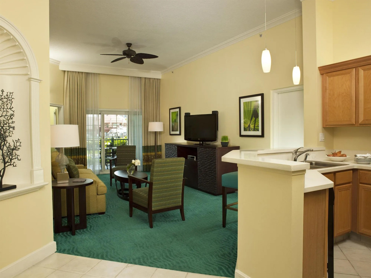 Harborside Resort & Vacation Rentals at Atlantis