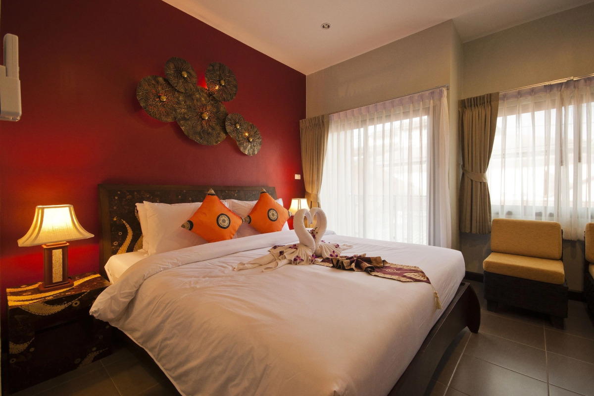 YouDee Hotel Patong (formerly Meir Jarr Hotel)