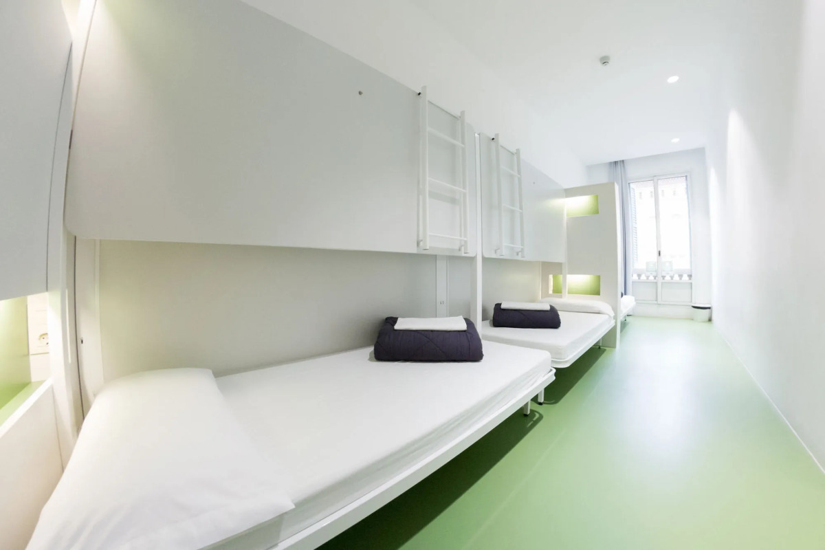 Sant Jordi Hostels Rock Palace