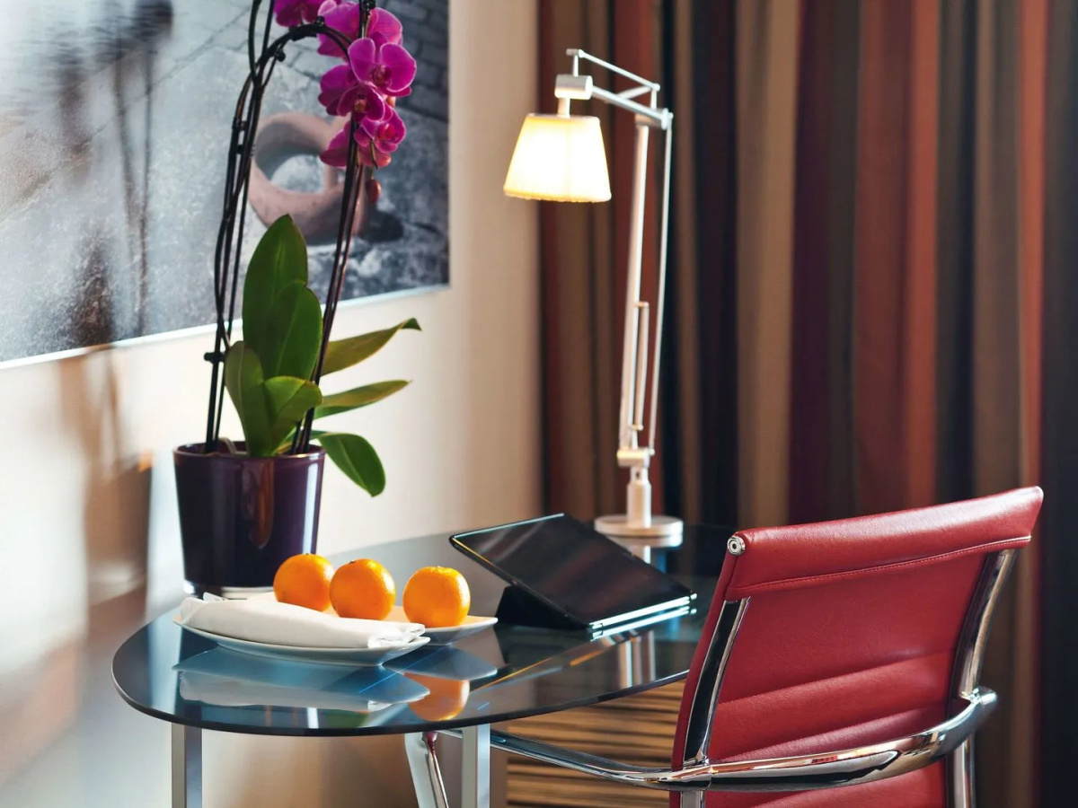 Mövenpick Hotel Amsterdam City Centre