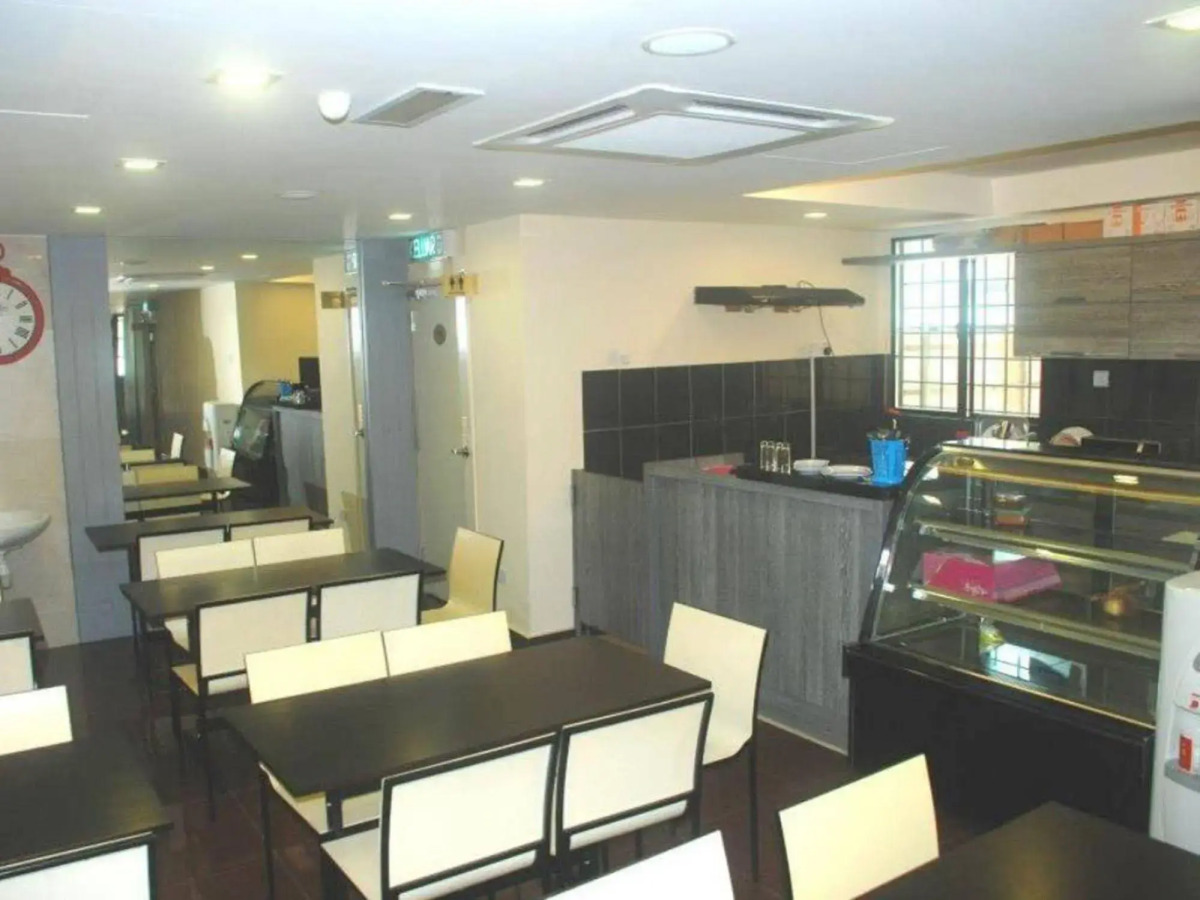 OYO 124 Hotel Seniman Sentul (Sanitized Stay)