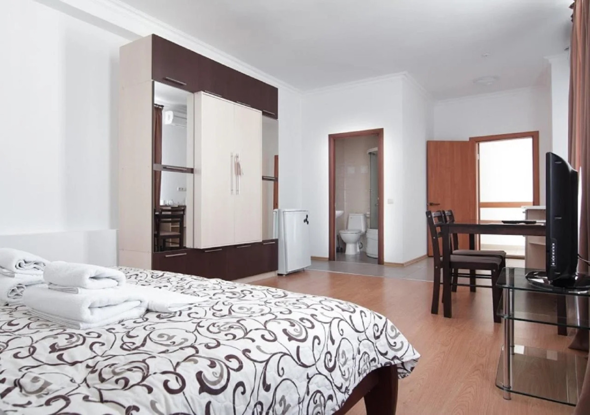 Отель «Дерибас»