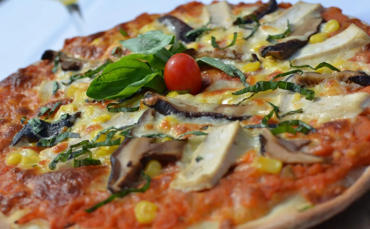 Отель Bali Beach