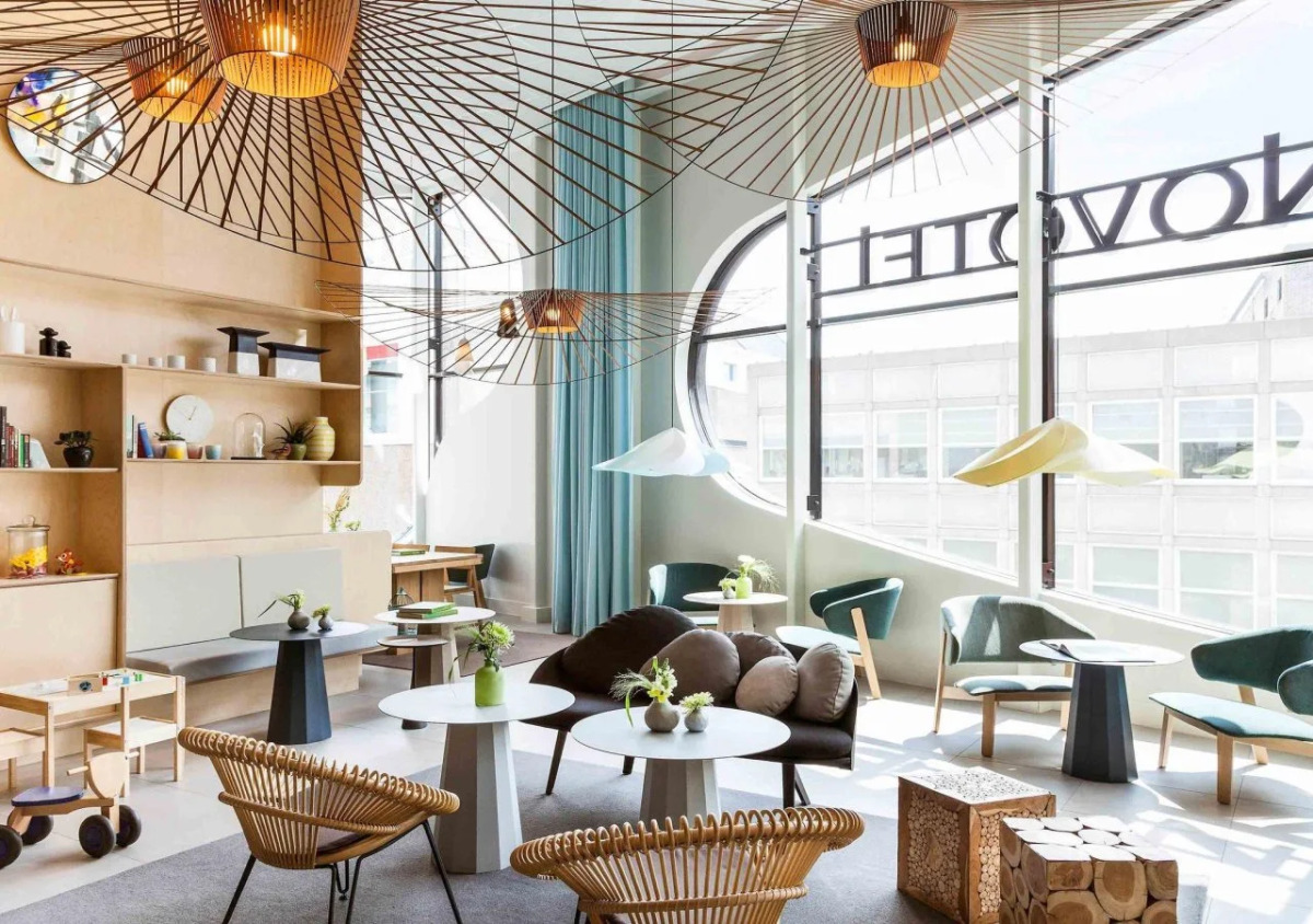 Cove - Centrum, Passage