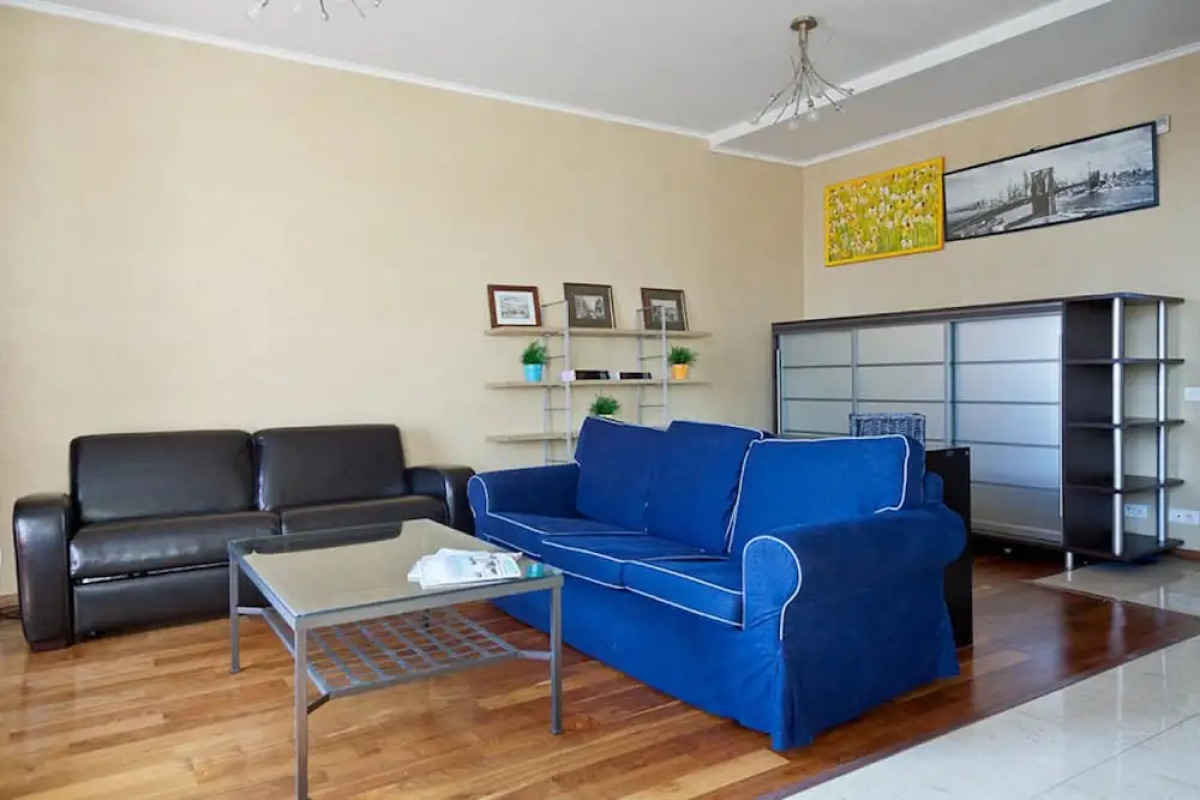 Апартаменты «LUXKV на Дружинниковской»