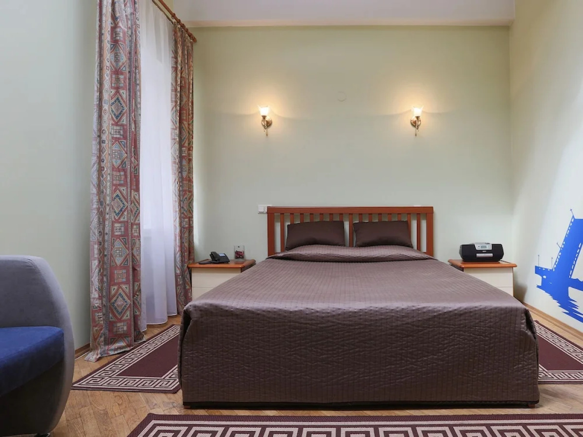 Ап-ты «Австрийский Дворик», Фурштатская, 45