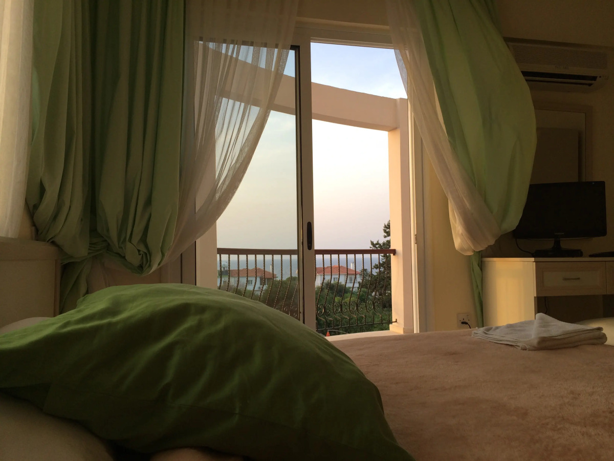 The Prince Inn Hotel & Villas