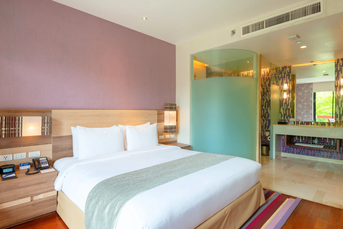 Holiday Inn Express Phuket Patong Beach Central by IHG