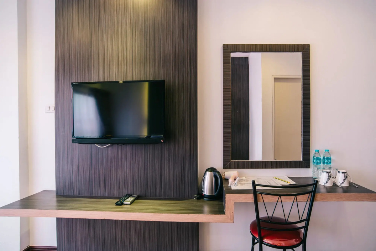 iCheck inn Chill Patong