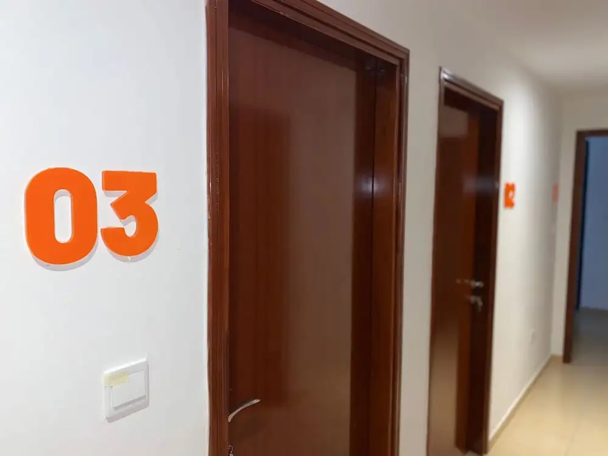 Grays Hostel By Haly