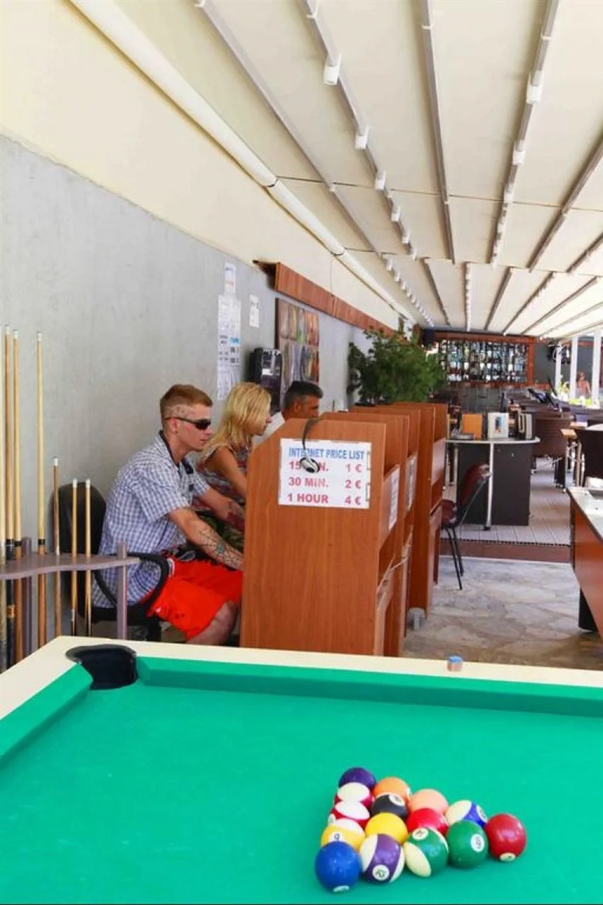 Sun City Apartments & Hotel