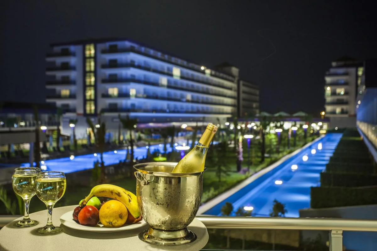 Eftalia Marin Resort Hotel