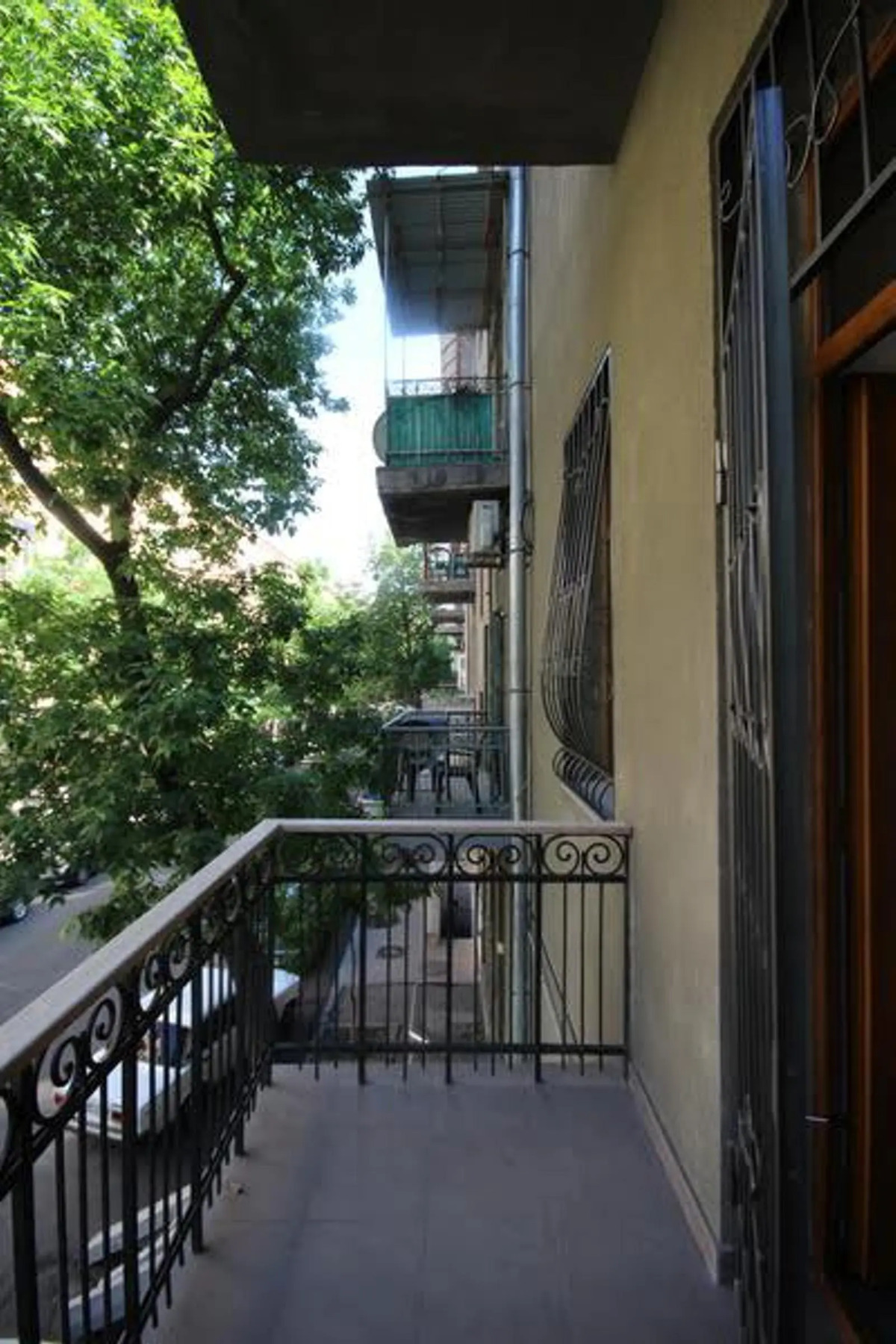 FlatsInYerevan In The City Center